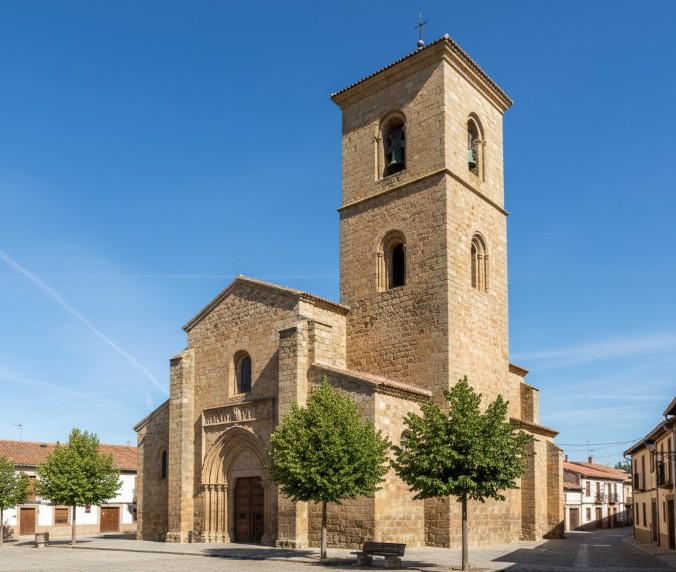 La Iglesia de El Salvador, un templo emblemático en Rueda, Valladolid.